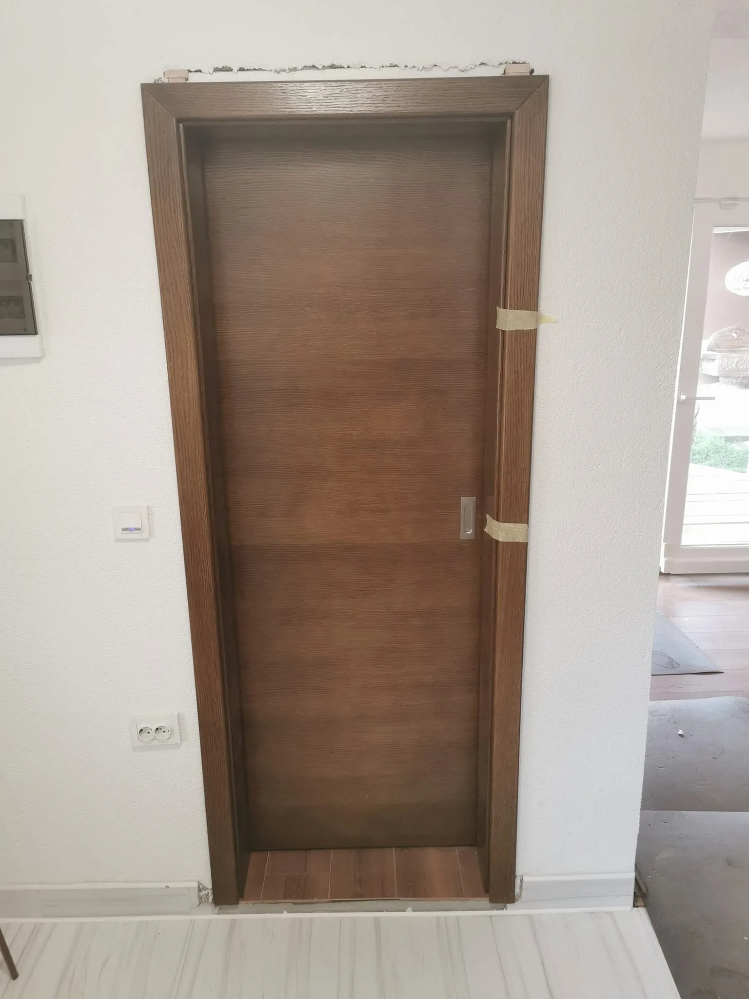 Callisto — vrata